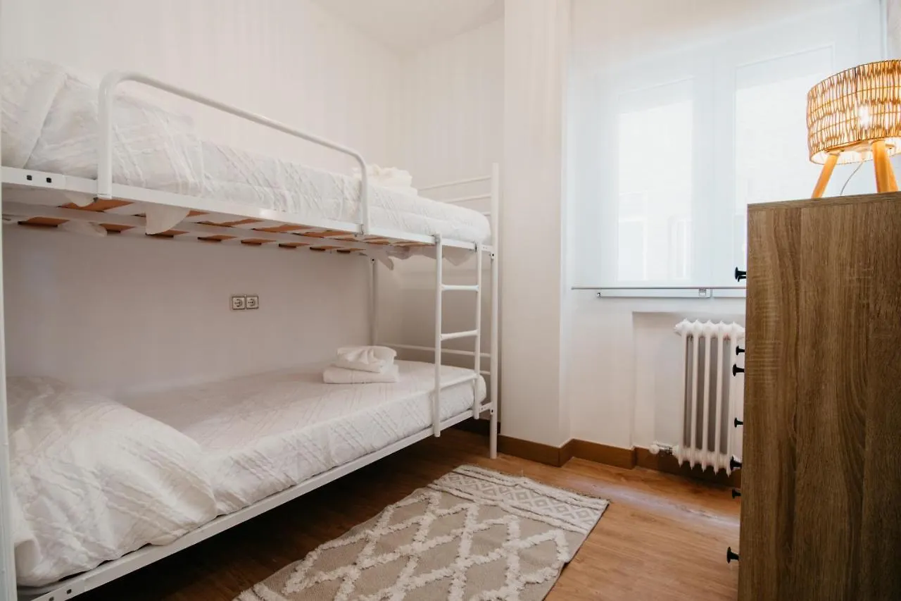 Tuguest Halcon Apartment Granada