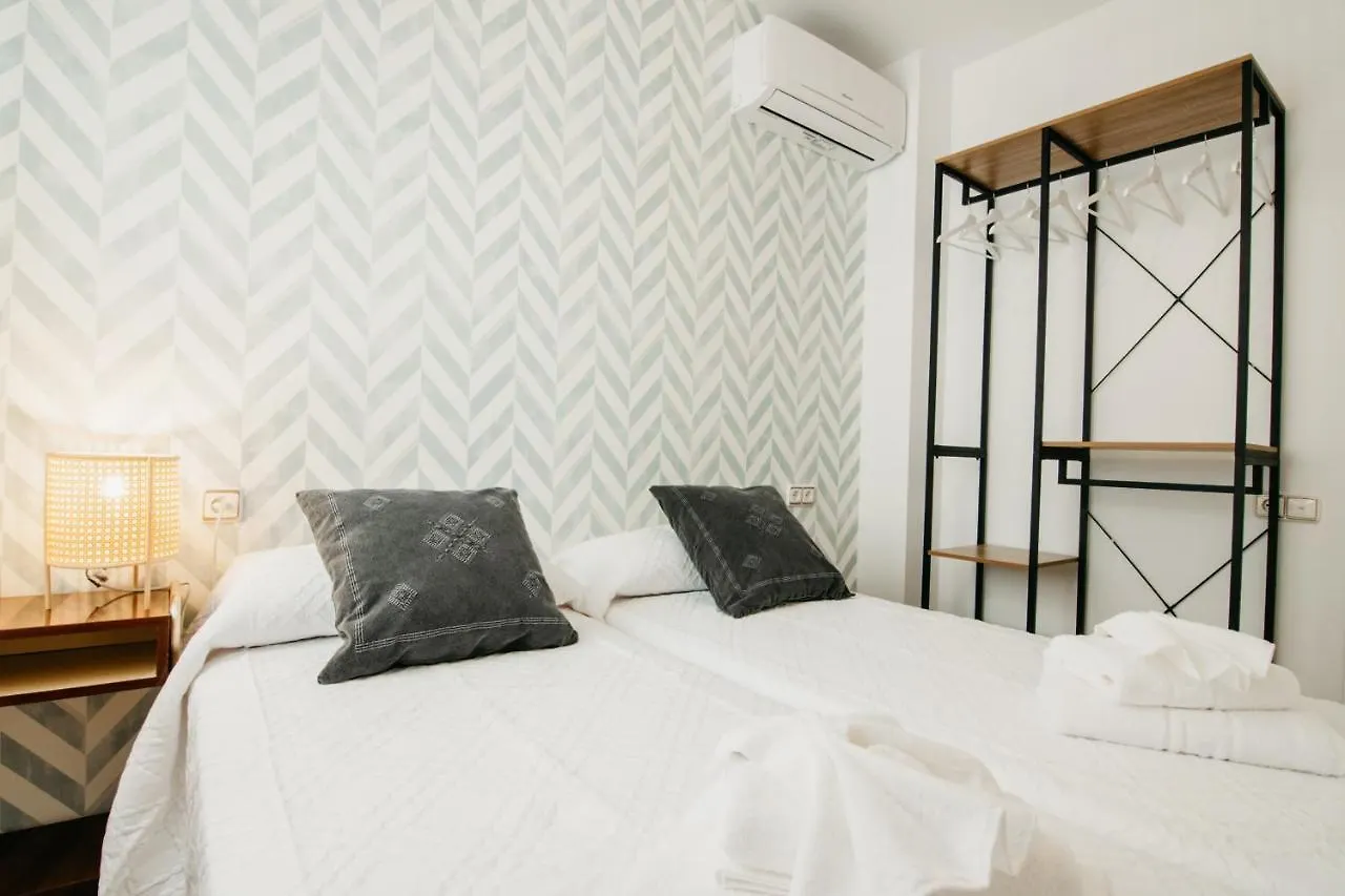 Tuguest Halcon Apartment Granada 0*,  Spanje